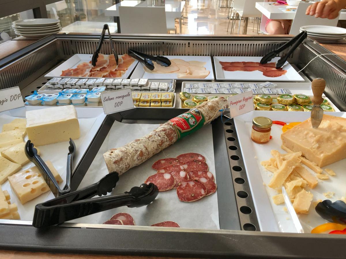 Hotel Byron 리미니 외부 사진